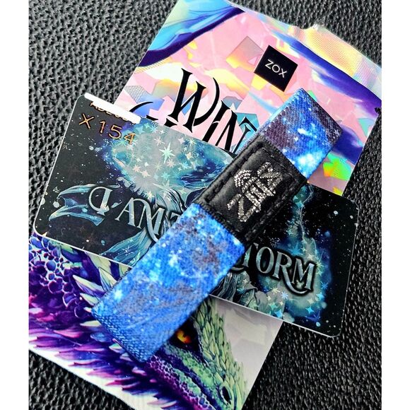 ZOX "I AM THE STORM" #X154 HOLO Winter Wonders INTERACTIVE RARE GOLDIE WRISTBAND - Picture 5 of 8
